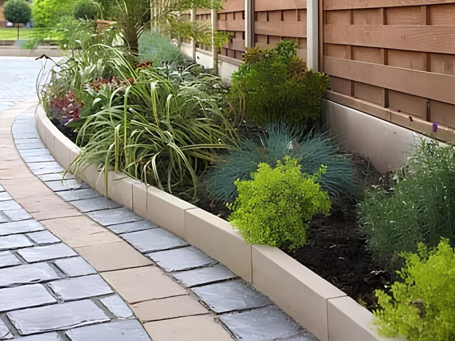 Продажа садового бордюра в Тихвине